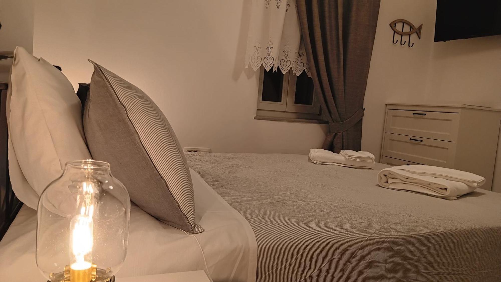 Stilvi Milos Plaka  Zewnętrze zdjęcie